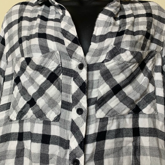Bella Dahl Black and White Plaid Button Down Shirt - Picture 4 of 8